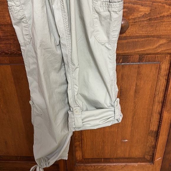 Motherhood Maternity Cargo Cotton/Spandex Khaki Over Bump Maternity Tab Pants L - Picture 4 of 8